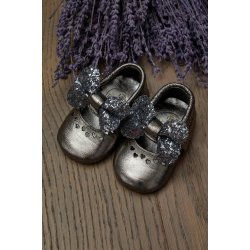 heart-genuine-leather-baby-shoes-bronze-ribbon
